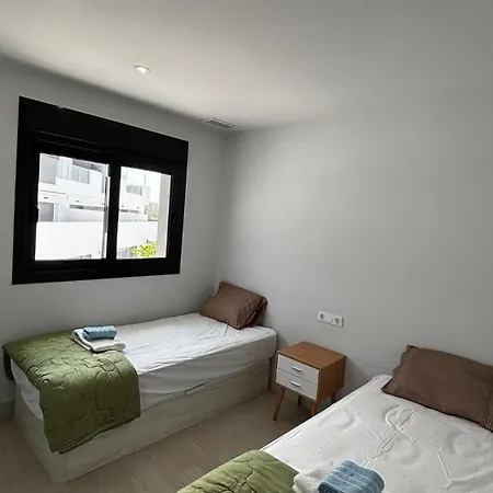 Br2 Balcones Apartment *